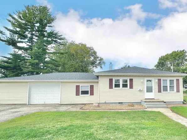 812 N Main St, Abingdon, IL 61410