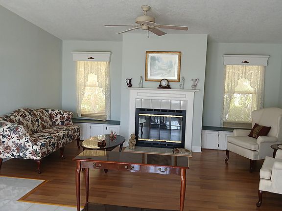 3rd image of 215 Exuma Dr #215