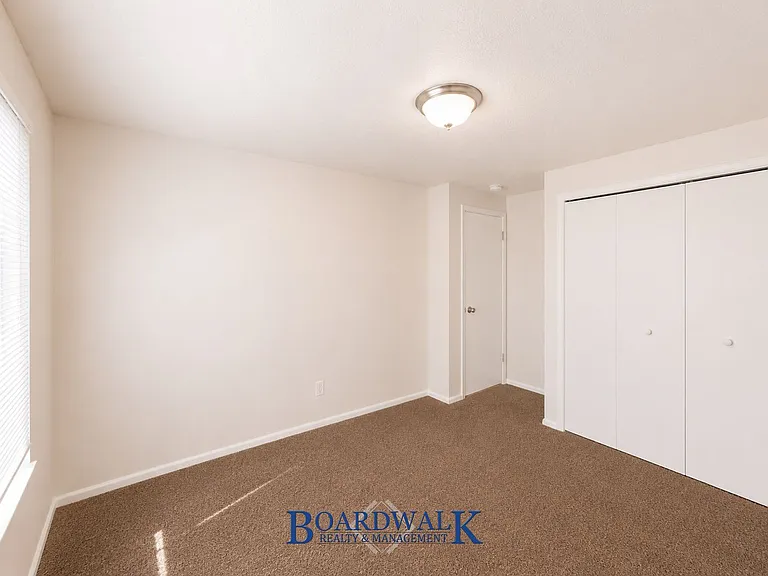 3549 S Colby Ave — Photo 11