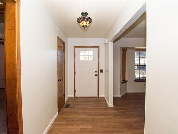 4th image of 2105 Bonnycastle Ln