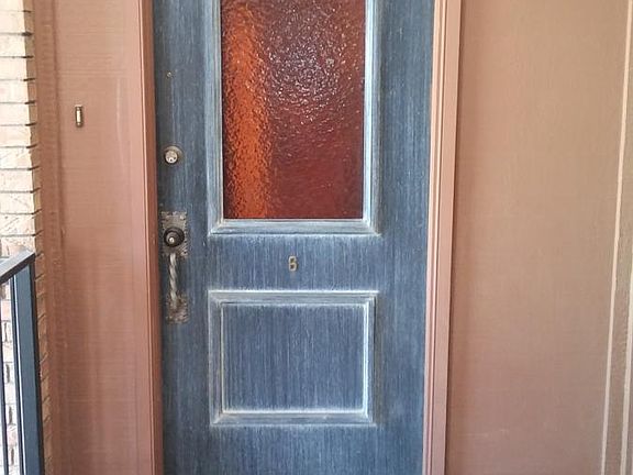 2nd image of 4800 N Stanton St Unit 6