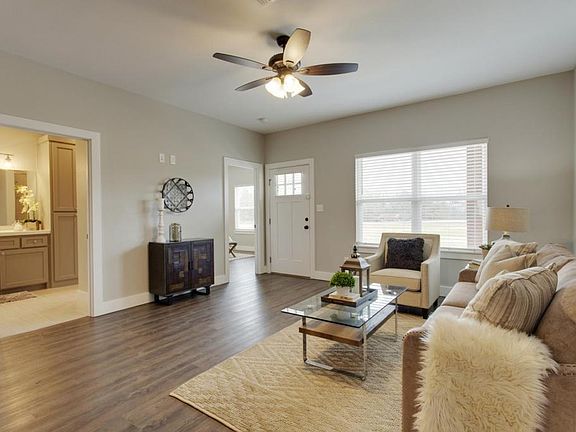 4th image of 4978 Fm 902 APT 102