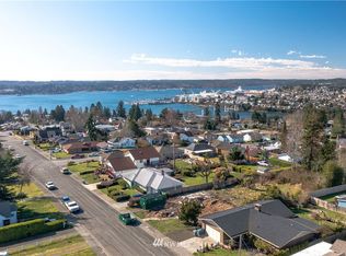 1917 Nipsic Ave, Bremerton, WA 98310