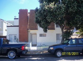 204 Rochester Ave, Huntington Beach, CA 92648