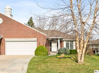 6334 S 35th Ct, Lincoln, NE 68516