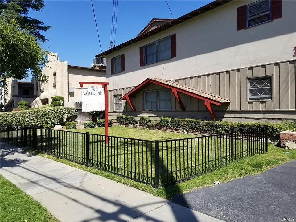331 E Live Oak St