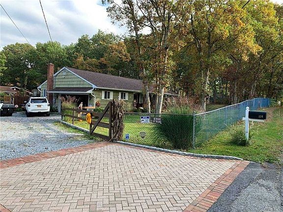 4th image of 134 Jefferson Ave