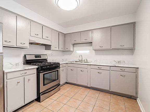 2nd image of 12623 S Lincoln St #2