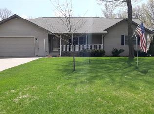 42393 Long Lake Rd, Ottertail, MN 56571