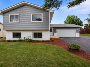 1599 Lancaster Ln, Eagan, MN 55122