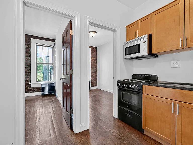250 Broome St #20 — Photo 5