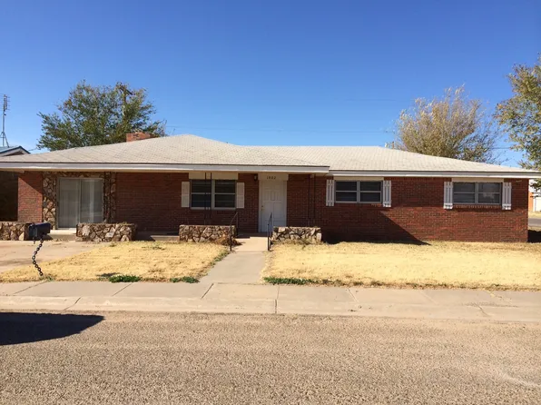 1802 S Avenue A, Portales, NM 88130