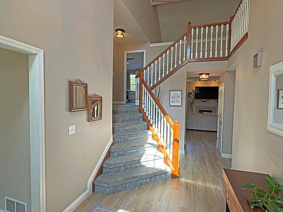 5th image of 7566 Fairfield Lakes Dr
