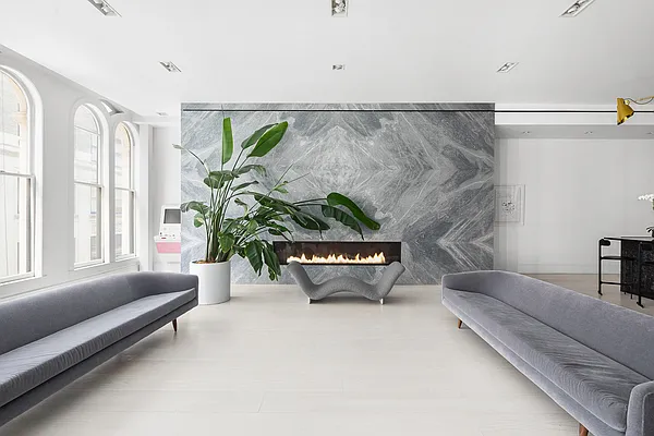 Rented by Compass | media 20