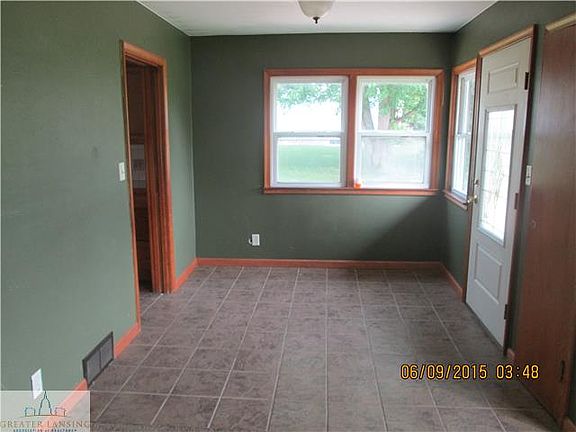 5th image of 1380 Lawrence Hwy