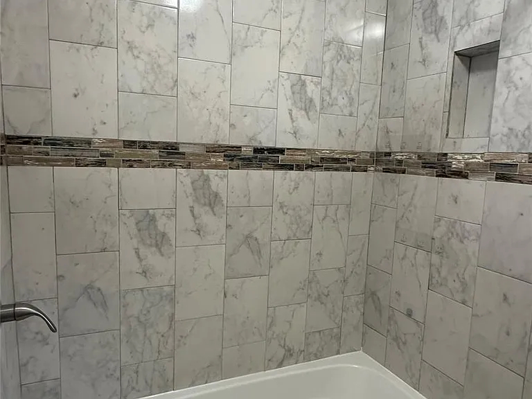 11503 Briar Forest Dr — Photo 28