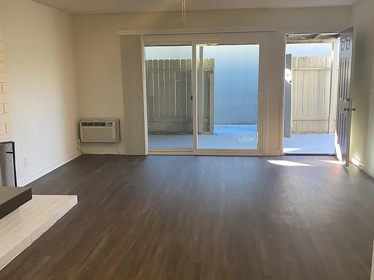 Mel Alma Apartments — Photo 2