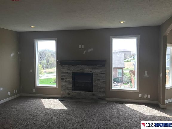 5th image of 11742 S 110th St