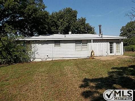 1st image of 725 Davis Blvd