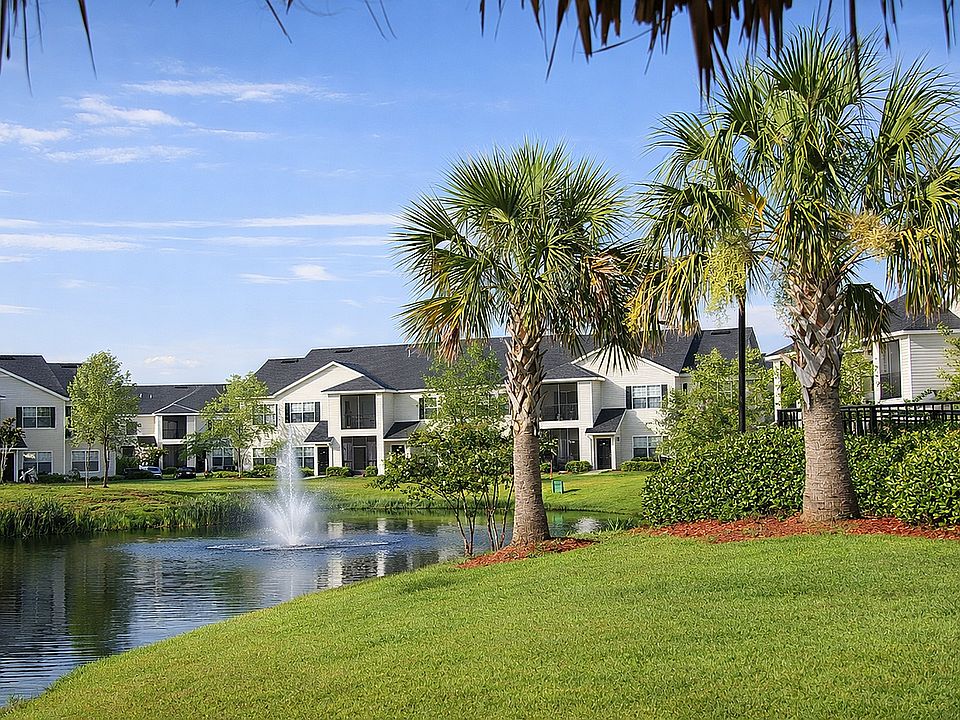 Fountain and Palm Trees