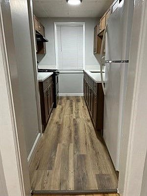 2nd image of 50-50A Kirtland St #3