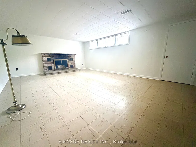 36 Sumner Heights Dr — Photo 13
