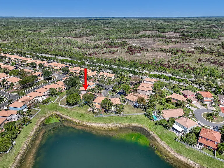 3464 Commodore Ct — Photo 61
