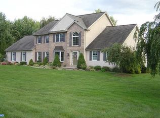 1442 Weavertown Rd, Douglassville, PA 19518