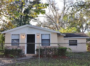 2828 Carleon Rd, Jacksonville, FL 32218