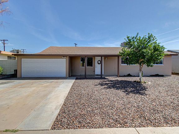2nd image of 8827 N 36th Dr