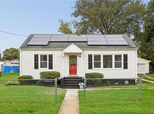 23 Laurel Dr, Hampton, VA 23669