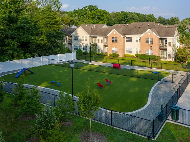 Sterling Parc at Hanover — Photo 42
