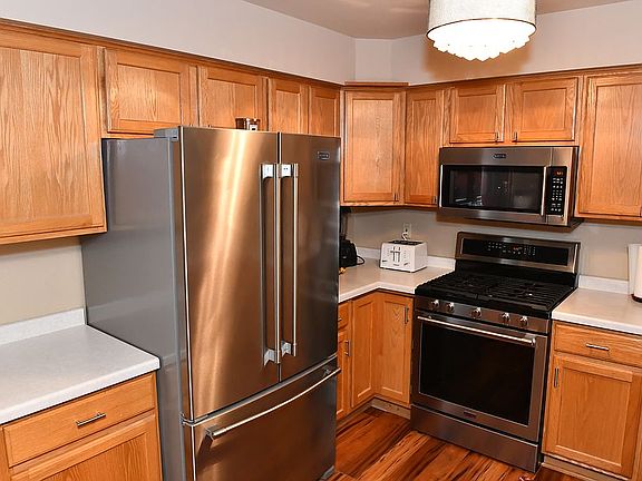 4th image of 106 Audubon Ct
