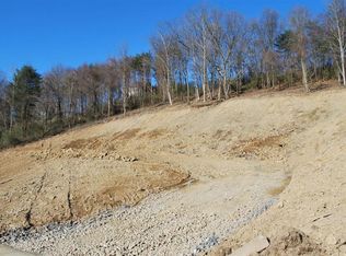 1527 Hidden Valley Dr, Montoursville, PA 17754