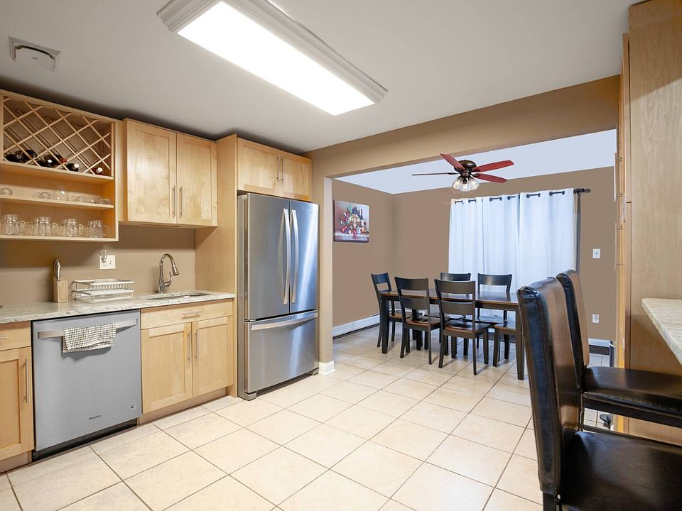 1st image of 382 Country Club Ln Unit 382