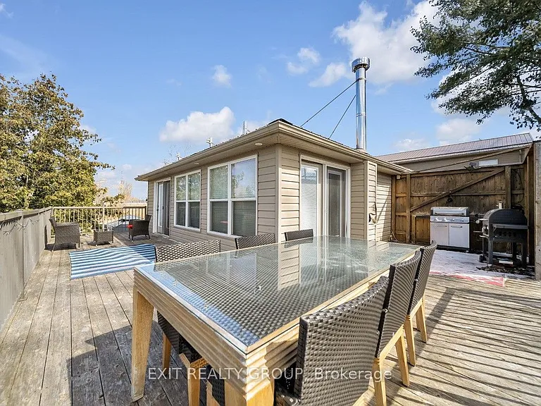 1531 Foxboro Stirling Rd — Photo 45