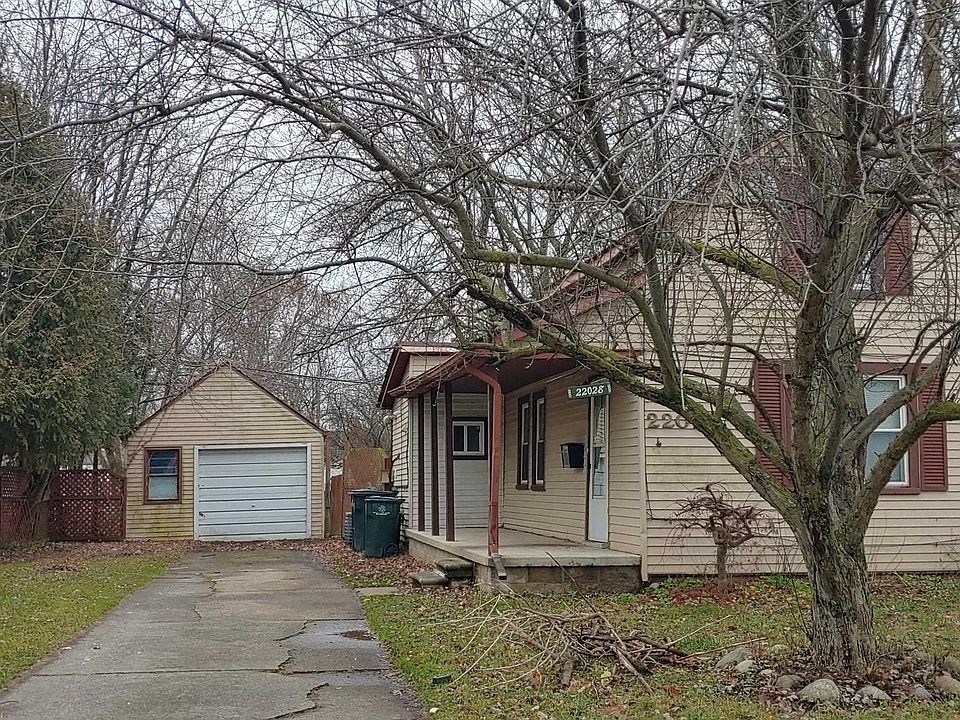 1st image of 22028 Maple St