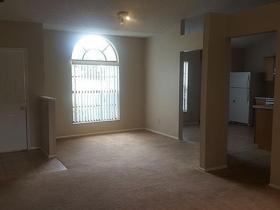 2nd image of 3045 Hunkin Cir