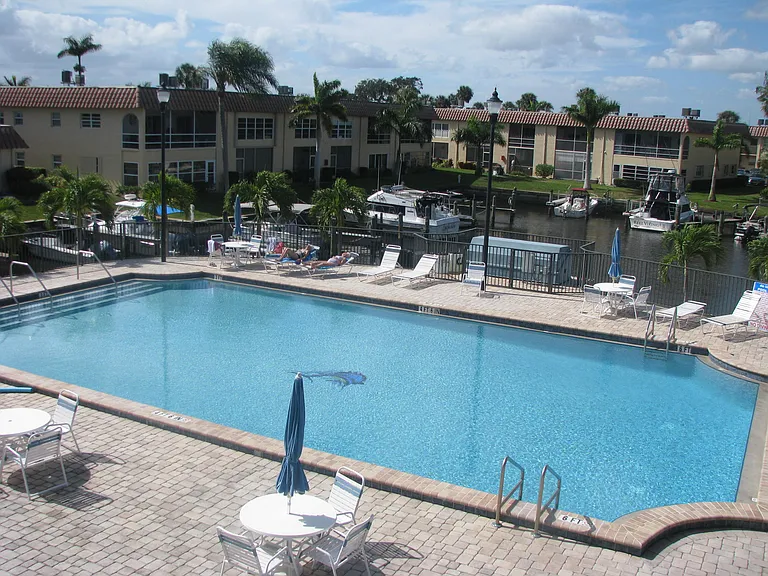 2600 S Kanner Hwy #W8 — Photo 19