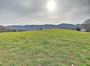 6865 Big Moccasin Rd, Nickelsville, VA 24271
