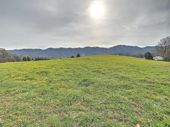 6865 Big Moccasin Rd, Nickelsville, VA 24271