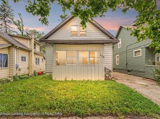 406 S Fairview Ave, Lansing, MI 48912