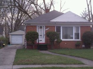 24611 Kipling St, Oak Park, MI 48237