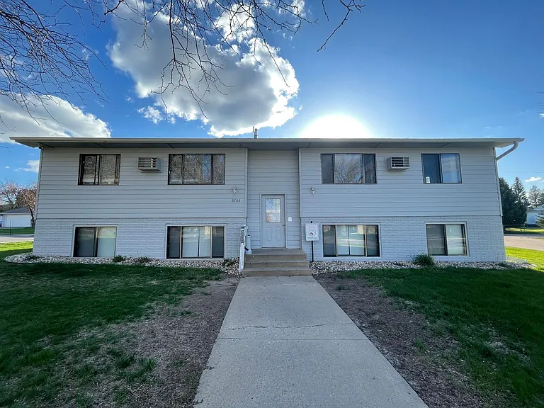 3709 S. Cathy Ave Apartments — Photo 18