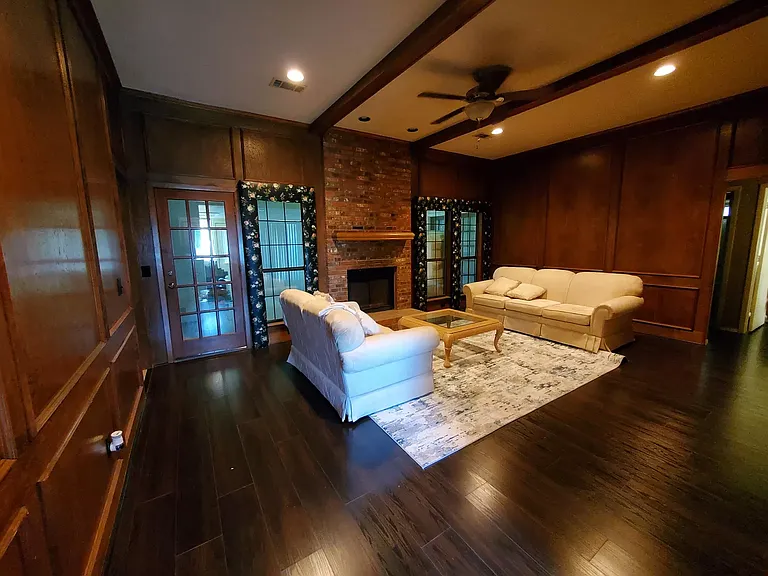 3100 Osceola Dr — Photo 1