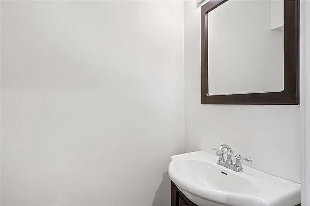 2322 Palmer Ave — Photo 8
