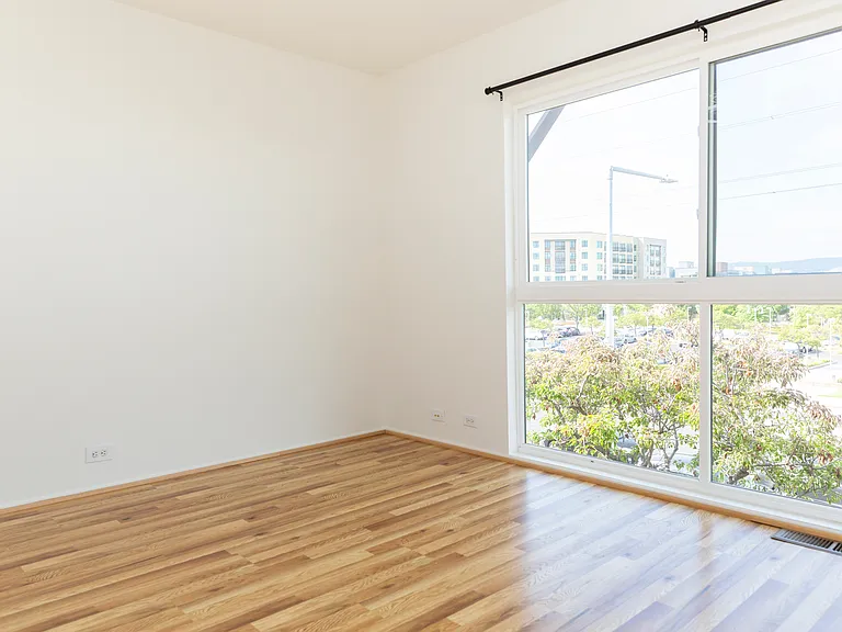 1213 Admiralty Ln — Photo 15