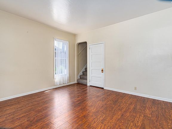 4th image of 743 Beaver Street