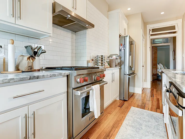 302 N Stafford Ave #B — Photo 5