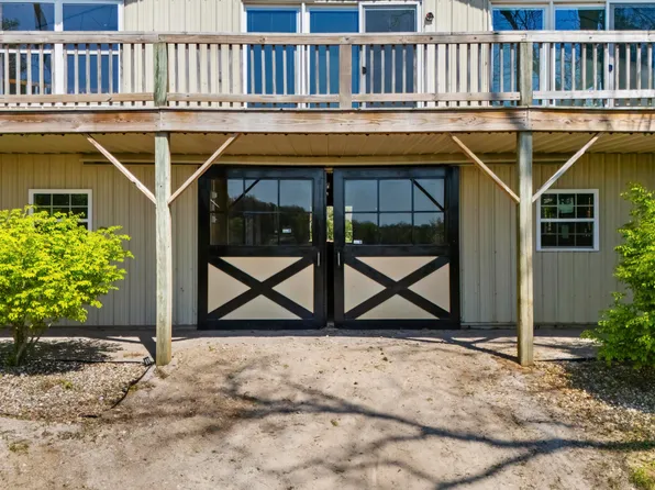 583 College Rd, Paris, KY 40361